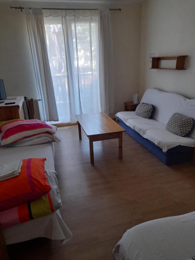 Osrodek Wypoczynkowy W Sosnowym Lesie Hotel Miedzywodzie Bagian luar foto