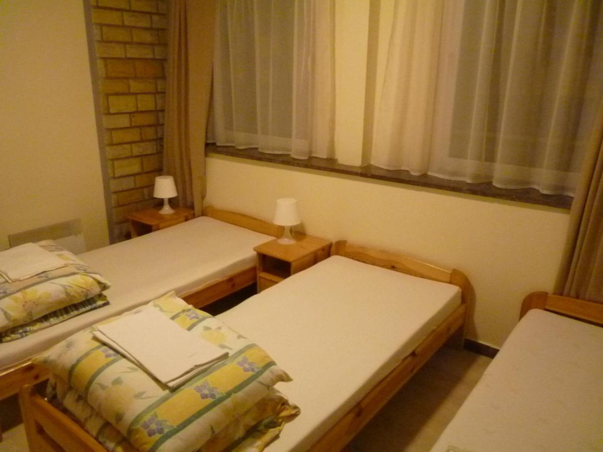 Osrodek Wypoczynkowy W Sosnowym Lesie Hotel Miedzywodzie Bagian luar foto